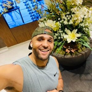 Meet your Posher, Earl